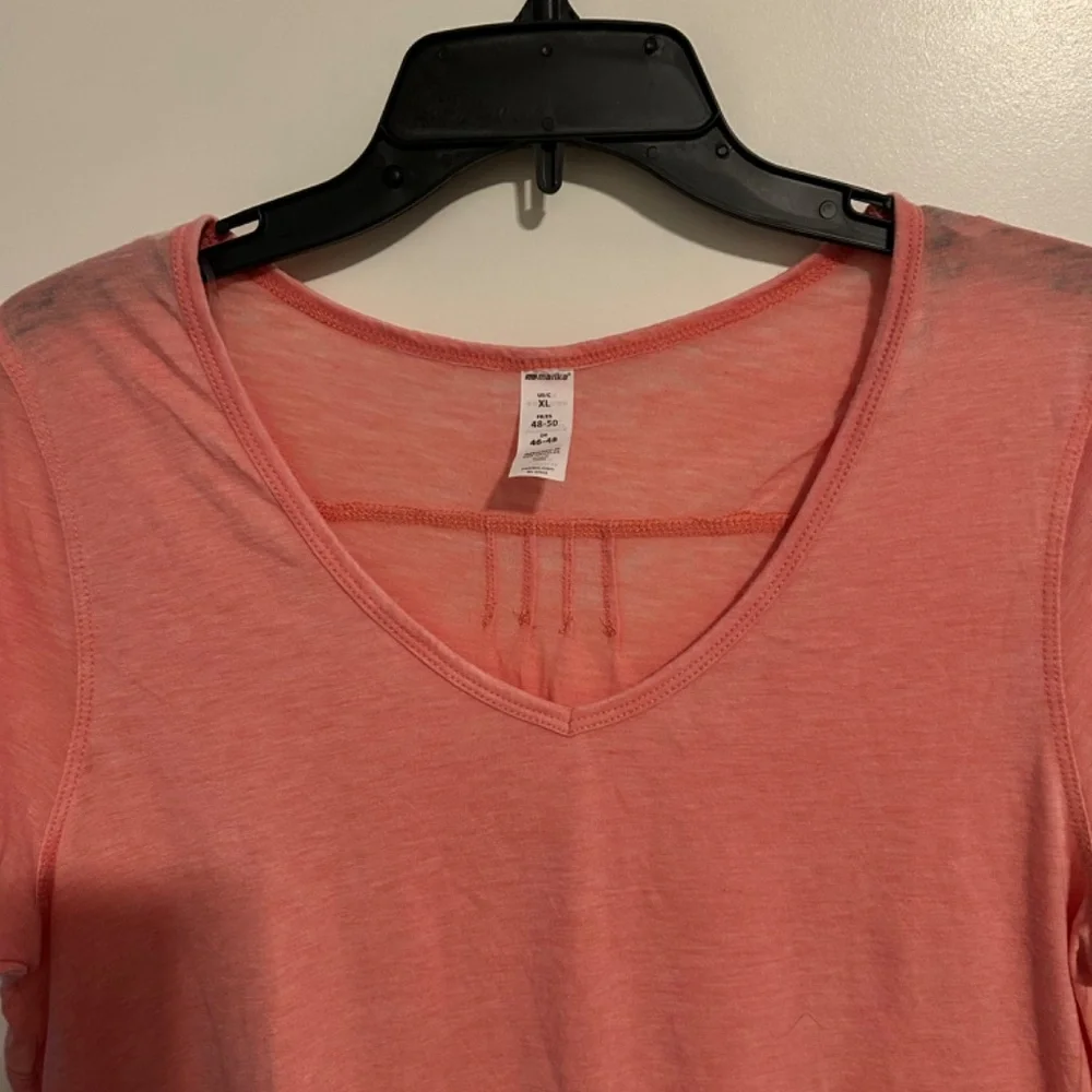Marika Athletic Tee - Picture 2 of 6